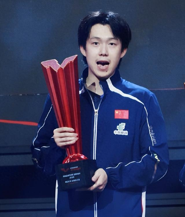 华体会官网入口-王楚钦抵达北京！过安检一脸疲惫眼袋超明显 日媒盛赞当今乒坛最强|大满贯|WTT|新加坡|林昀儒|国乒_新浪体育_新浪新闻