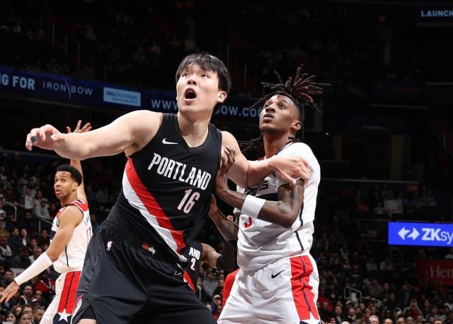 华体会官网入口-正负值+11创新高！杨瀚森12分钟砍6+5：该重用他？