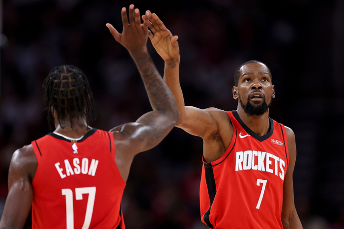 华体app官网登录入口-杜兰特全联盟最稳之一，伊森谢泼德全面回暖，乌度卡改变策略凑效|投篮|火箭|凯文·杜兰特|尼克斯|NBA常规赛_新浪新闻